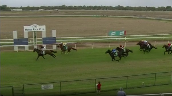Autofocus breaks her maiden, sprinting clear for a 1.4-length win in the Treasurer's Maiden Plate at Moree